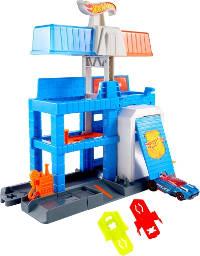 Drie verdiepingen vol actie en snelle uitritten