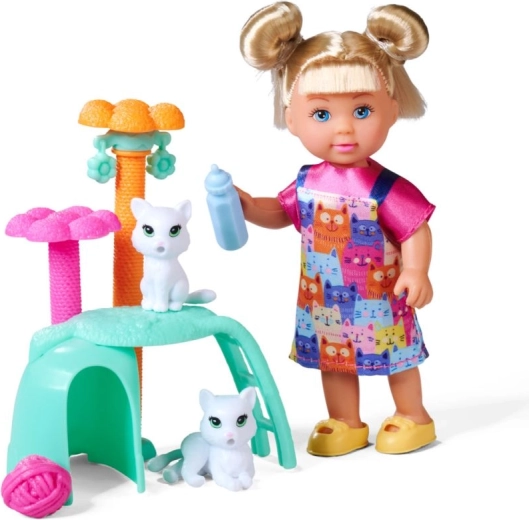 Evi Love-pop en twee katjes