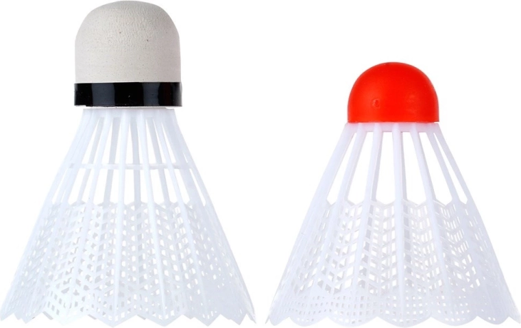 Twee typen shuttles voor verschillende speelstijlen