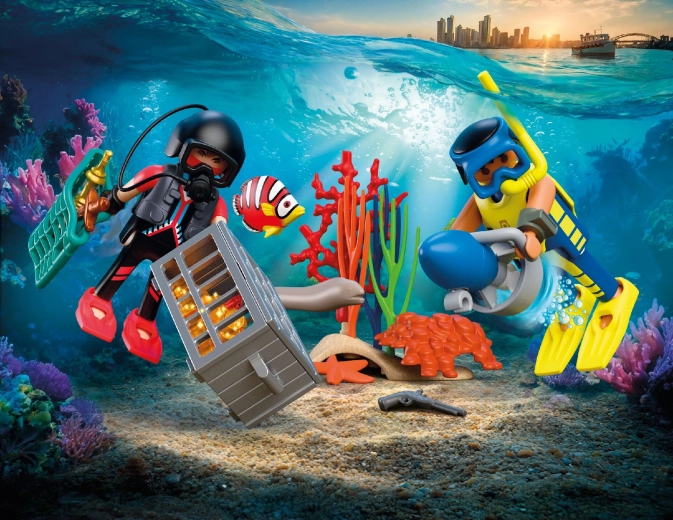 Actieve achtervolging onder water met scooter