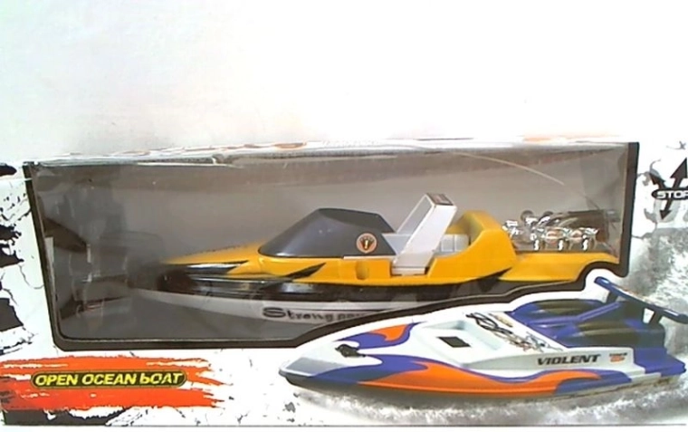 Op afstand bestuurde motorboot HAC02
