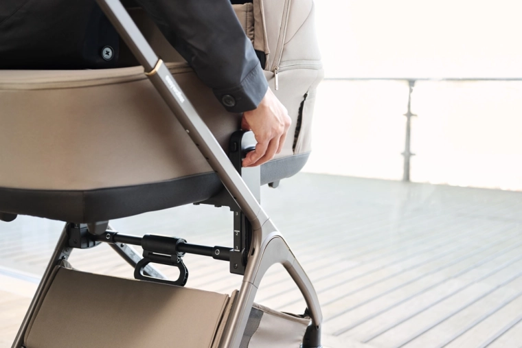 Hoogte-adapters met drie niveaus voor zitje en wieg