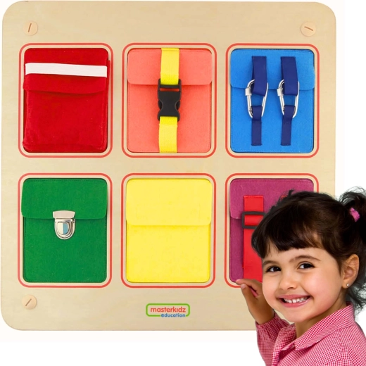 MASTERKIDZ houten activiteitenbord Flex met gekleurde zakken en sluitingen