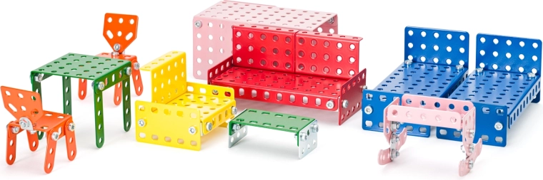 Realistische meubels van stevig metaal