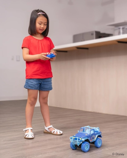 Grote terreinwielen en verhoogde vering