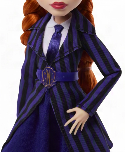 Paarse uniform van de Nevermore Academie