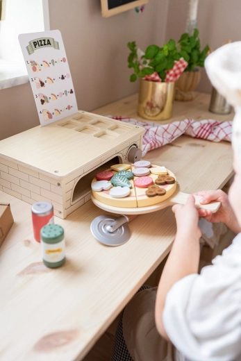 Pizzaoven met rijke accessoires