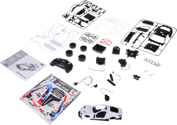Bouw, beplak en rijd: 74 precieze onderdelen