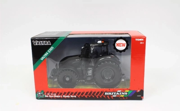 Britains tractor Valtra Q305 zwart