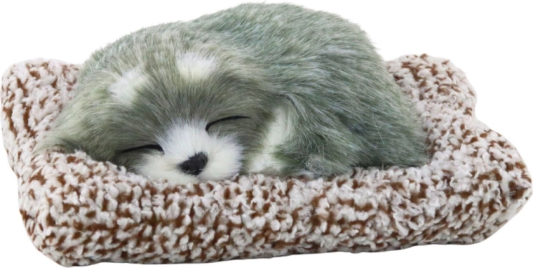 Realistische slaap op een zacht mandje