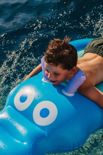 Speelse nijlpaardvorm die kinderen enthousiast maakt