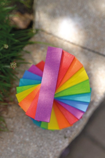 Regenboogkleuren voor het leggen van patronen en sorteren
