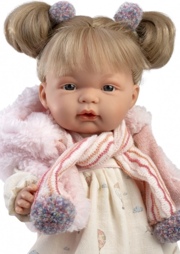 Realistische afwerking en zacht lijfje