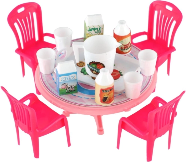 Tafel met vier stoelen