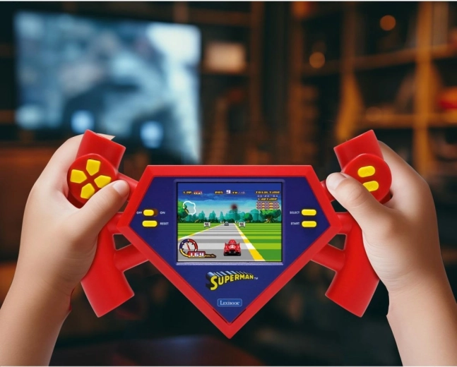 50 ingebouwde games inclusief SUPERMAN-avonturen