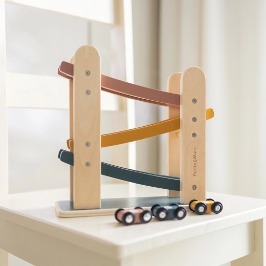 Duurzame houten constructie voor de kinderkamer