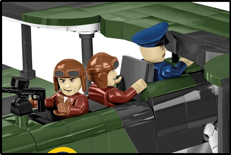 Gedetailleerde cockpit en meerkoppige bemanning