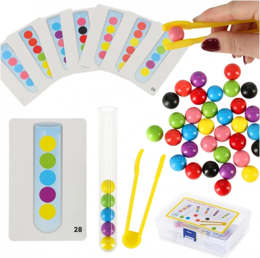 Montessori educatief spel met kleurrijke ballen