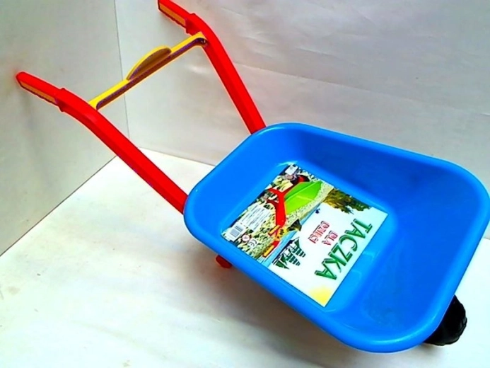 Plastic kruiwagen voor zand