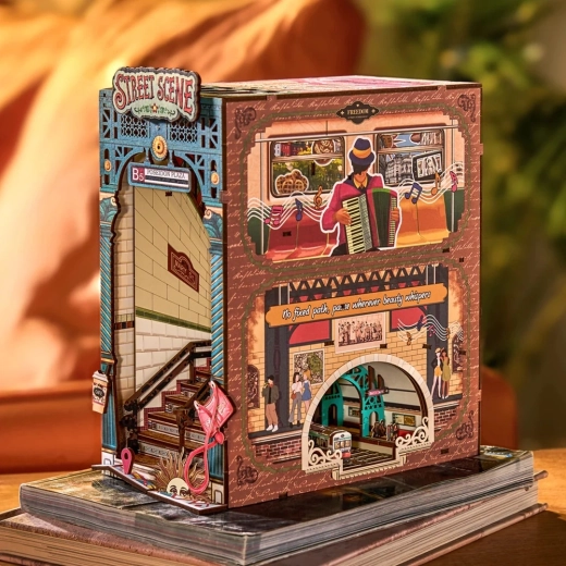 Originele decoratie tussen boeken