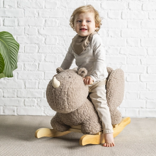 Zachte pluchen neushoorn