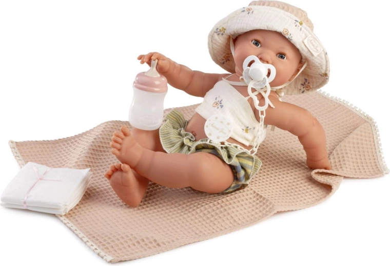 Knippert en plast als een baby
