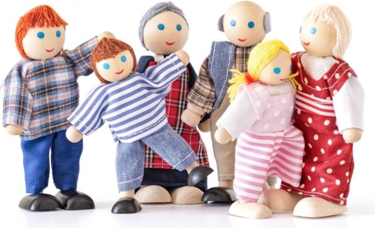 Houten poppenfamilie 6 personen