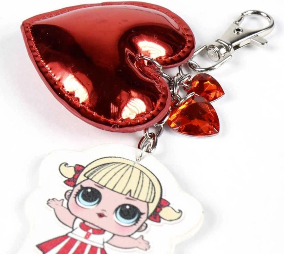 Hartvormige hanger en decoratieve details