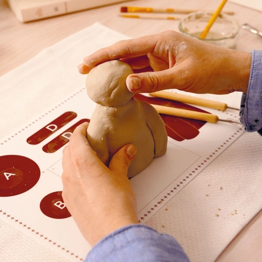 Zachte en kneedbare klei voor fijne details