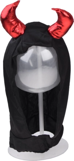 Cape met opvallende hoorns voor een authentieke look