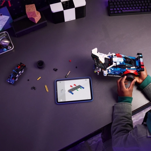 Bouwen met app-ondersteuning en digitaal racen