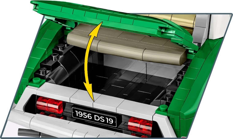Openende kofferbak en details van de carrosserie