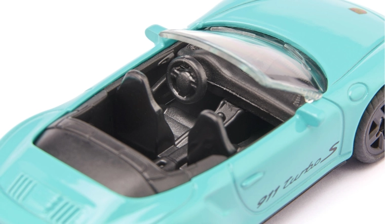 Open cabriolet met uitgewerkt interieur