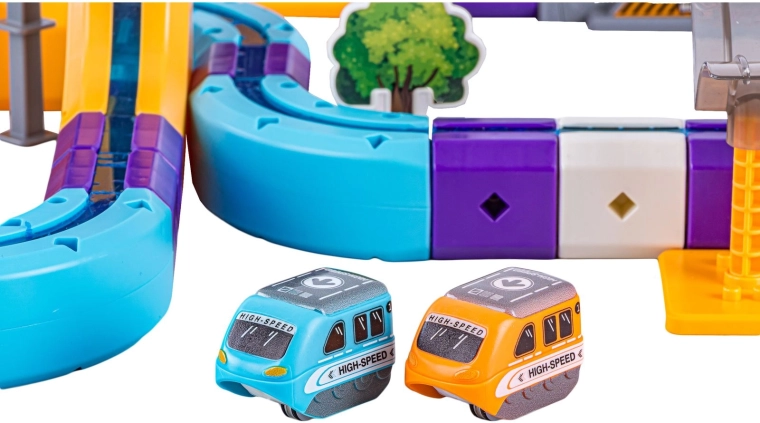 Rijke accessoires en 2 oplaadbare treinen