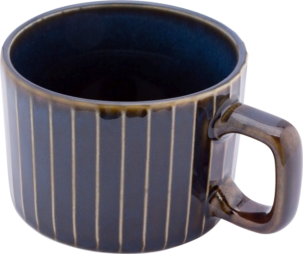 Praktische inhoud van 220 ml voor dagelijkse koffie en thee