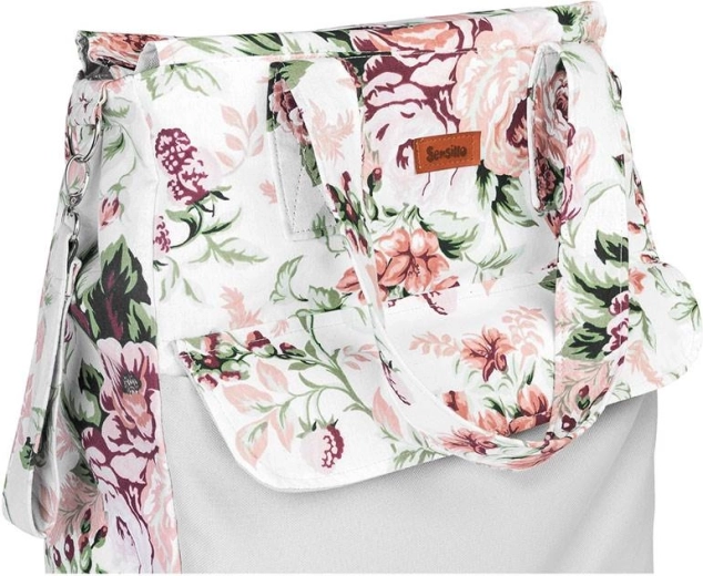 Stevige hengsels en mogelijkheid om aan de kinderwagen te hangen