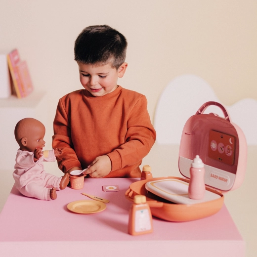 Compacte 2-in-1 koffer: opbergruimte en speelstation