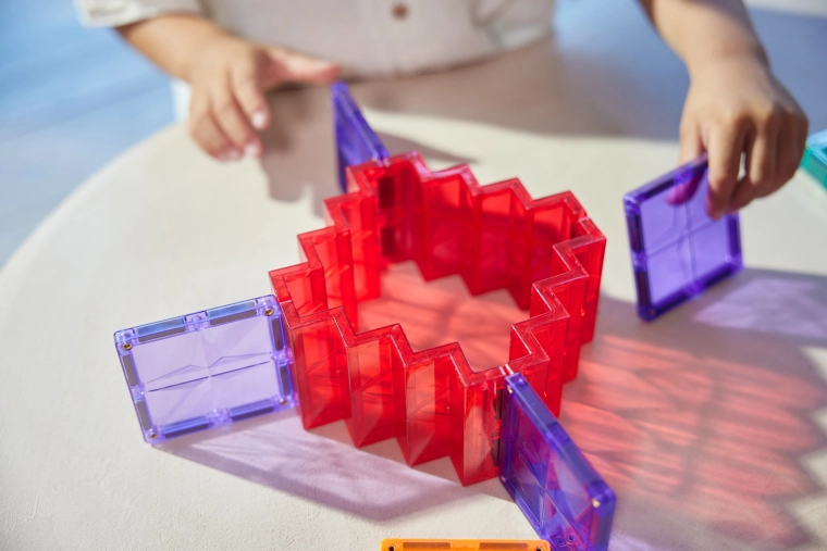 Stevige magnetische verbinding en stabiele 3D-vormen
