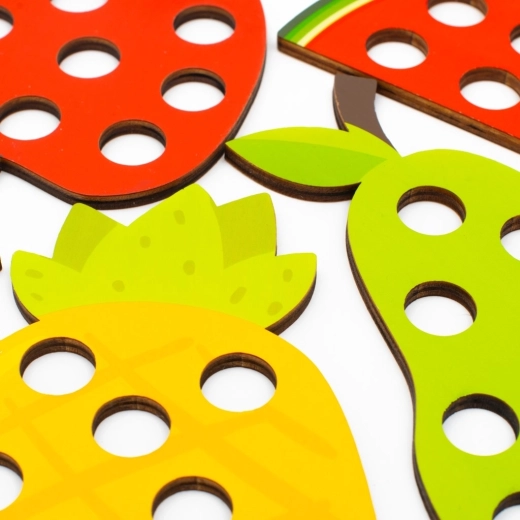 Kleurig houten fruit voor spelenderwijs leren