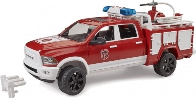 Bruder brandweerwagen RAM 2500 met licht- en geluidssirene