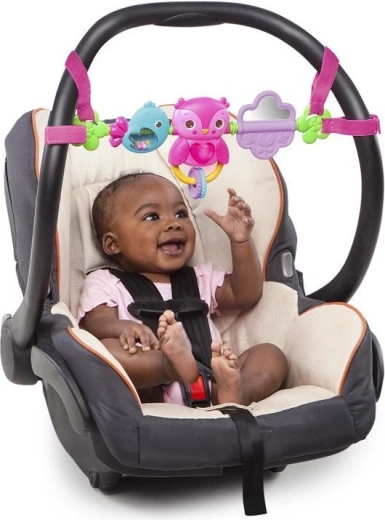 Eenvoudige bevestiging aan kinderwagen en autostoel