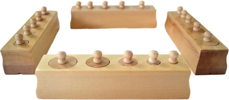 Montessori-cilinders met knopjes – verkleinde versie - 1 stuk