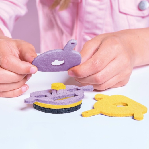 Stap voor stap in elkaar zetten voor kleine makers