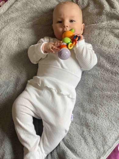 Comfortabel voetbroekje met geïntegreerde voetjes