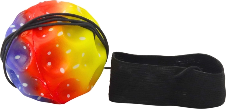 Elastisch koord brengt het balletje terug naar je hand