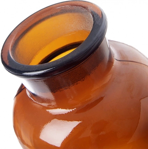 Brede hals voor eenvoudig vullen