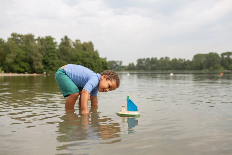 Spelen op het water en op het land