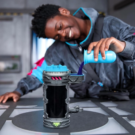 Interactieve laboratoriumcapsule en beest-onthulling