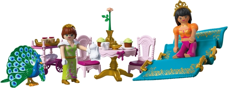 Sprookjestuin met pauw