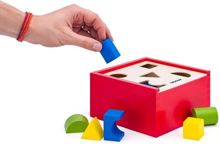 Vormen sorteren tijdens het spelen